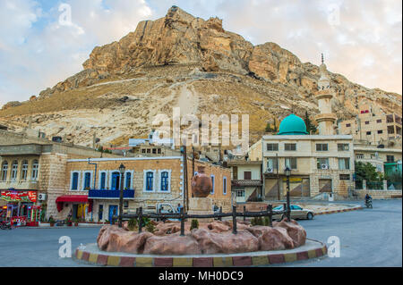 Ma'loula oder Maaloula, einem Dorf in der Rif Dimashq Governatorats in Syrien. Es ist in der schroffen Bergabhang gebaut, in einer Höhe von mehr als 1500 met Stockfoto