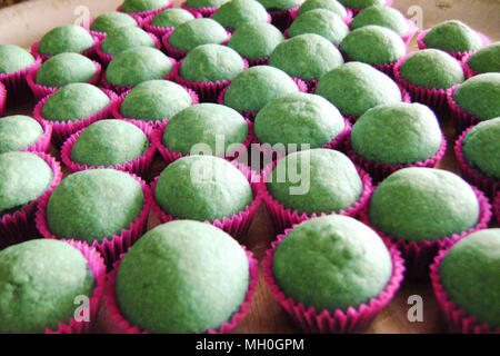 Crystal Ball Cookies in grüner Farbe. Stockfoto