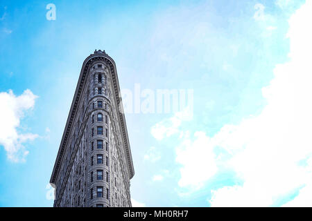 Das Flat Iron Building in New York City in den Vereinigten Staaten. Aus einer Reihe von Fotos in den Vereinigten Staaten. Foto Datum: Sonntag, 8. April 2018. Stockfoto