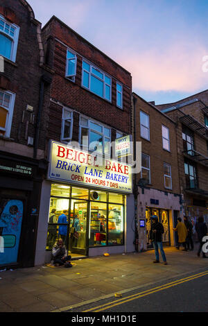 Die berühmten beigel Bake Bagel-shop in der Brick Lane, London, Großbritannien Stockfoto