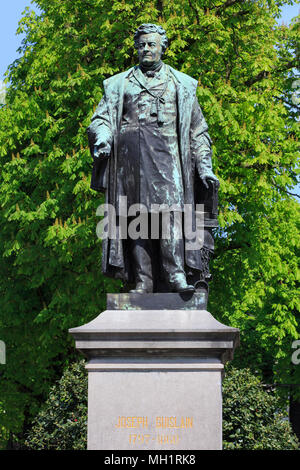 Denkmal für die belgischen Arzt und Pionier in der Psychiatrie Joseph Guislain (1797-1860) in Gent, Belgien Stockfoto