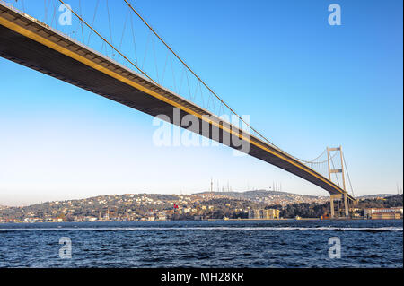 Bosporus Brücke, eine Brücke, die verbindet Europa und Asien, Istanbul, Türkei Stockfoto