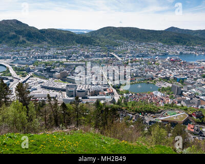 Blick über Bergen, Norwegen von Fløyfjellet (fløyen) Stockfoto