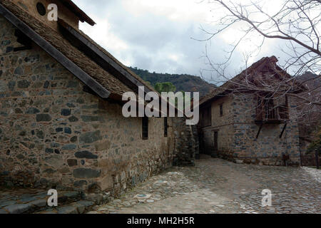 Byzantinische Kirchen in Agios Ioannis Lambadistis Kloster (UNESCO-Weltkulturerbe), Kalopanayiotis Dorf, Troodos-gebirge, Zypern Stockfoto