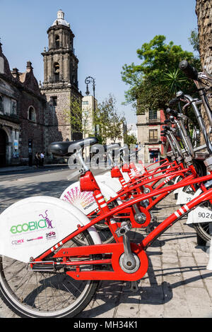 Mexiko-Stadt, Mexikanisch, Hispanic, historisches Zentrum, Avenida Republica del Salvador, Ecobici, Fahrrad Fahrräder Radfahren Reiten Fahrer Fahrrad Stockfoto