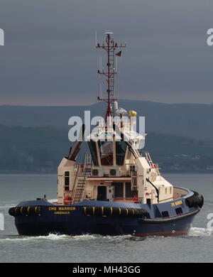 CMS Krieger, eine Flotte von Schlepper Clyde Marine Services', auf Aufgabe während der Ankunft Phasen der Übung gemeinsame Krieger 18-1 Stockfoto