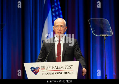 New York, NY - 29. April 2018: Major General Yoav Gallant israelischen Minister für Bau- und Wohnungswesen beim 7. jährlichen Konferenz der Jerusalem Post im Marriott Marquis Hotel Credit: Lev radin/Alamy leben Nachrichten Stockfoto