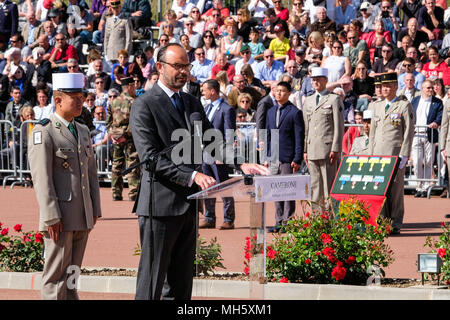 Nans-les-Pins, Südfrankreich. 30.April 2018. Der französische Premierminister Edouard Philippe, französischer Verteidigungsminister Florence Parly und der französische General Jean-Pierre Bosser, Stabschef der französischen Landstreitkräfte (chef d'Etat-major de l'Armee de terre, CEMAT), Pioniere der Französischen Fremdenlegion (Legion etrangere), am 30. April 2018 in Marseille, Südfrankreich, während einer Zeremonie zum Gedenken an den 155. Jahrestag des legendären Schlacht von Camaron (Mexiko). Credit: Frédéric Marie/Alamy leben Nachrichten Stockfoto