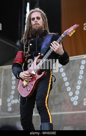 Sunrise, FL, USA. 29 Apr, 2018. Tim Ohrstrom von Avatar, der während Fort Rock bei Markham Park am 29. April in Sunrise, Florida 2018. Quelle: MPI04/Medien Punch/Alamy leben Nachrichten Stockfoto