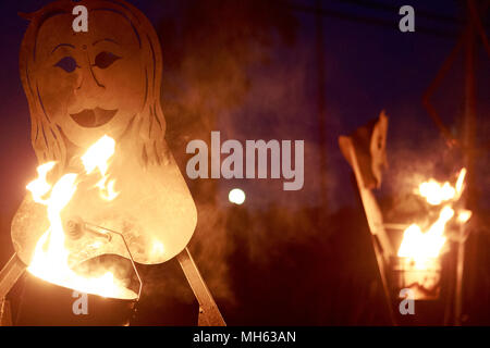 Edinburgh, Schottland. UK. 30.April 2018. Beltane 2018 Anzeige in Calton Hill. Pako Mera/Alamy leben Nachrichten Stockfoto