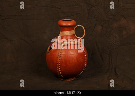 Urdu oder Udu drum aus Lehm gemacht. Kamerun. Stockfoto