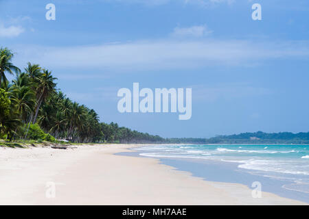 Long Beach, einer 18 Kilometer langen weißen Sandstrand, San Vicente, Palawan, Philippinen Stockfoto