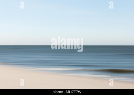 Strand an der Nordseeküste auf der Insel Sylt, verschwommene Bewegung, Nordfriesland, Schleswig-Holstein, Deutschland Stockfoto