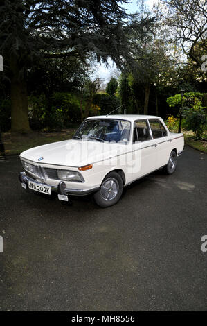 1972 BMW 2000 "Neue Klasse klassischen deutschen Limousine Stockfoto