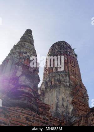 Landschaft der wichtigsten Pagode in Abstimmung Hall des Wat Phra Ram Tempel, archäologischen oder historischen Ort, oder antike Überreste, berühmte touristische Reiseziel in der Provinz Phra Nakhon Si Ayutthaya, Thailand Stockfoto