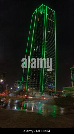 Die Dallas Skyline bei Nacht im Winter Stockfoto