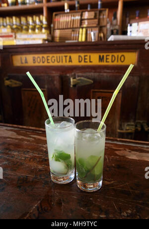 Mojitos sind die Spezialität La Bodeguita del Medio Bar in Havanna, Kuba. Stockfoto