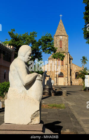 Skulptur von Rodolfo Ramirez & Kathedrale, Puntarenas, Costa Rica, Mittelamerika Stockfoto