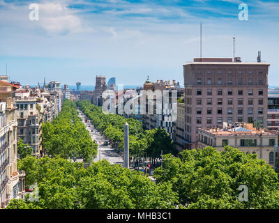 Barcelona, Spanien - 21. Mai 2017: Blick auf den Passeig de Gracia Straße, im touristischen und kostspielige Straße in Barcelona. Stockfoto