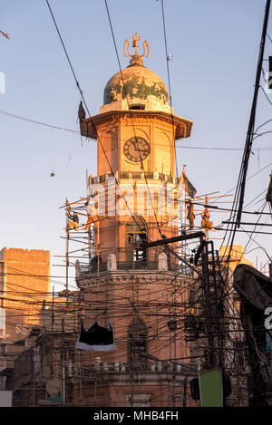 Der Turm wurde 1900 gebaut, um den Diamond Jubilee von Königin Victoria zum Gedenken an. Peshawar, Pakistan. Stockfoto