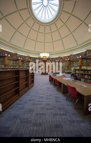 Innenraum der Picton Leseraum in Liverpool Central Library Stockfoto