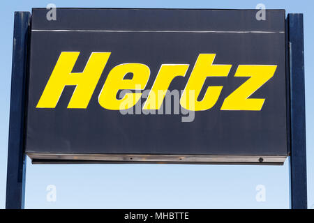 Lafayette - ca. April 2018: Lokale Autovermietung Hertz Lage. Hertz ist die größte US-Autovermietung Unternehmen durch Verkäufe ICH Stockfoto