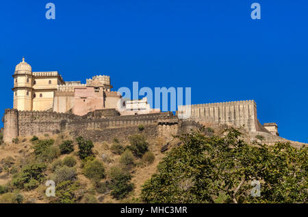 Bikaner, Indien - November 21, 2016: Kumbhalgarh Fort Palace ist Weltkulturerbe im Rajsamand Bezirk in der Nähe von Udaipur von Rajasthan. Stockfoto