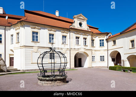 Barokní zámek z1601, Chrast u Chrudimi, Pardubický kraj, Česká republika/Barock Schlösser von 1601 mit Gärten, Chrast in der Nähe von Chrudim Stadt, Pardubi Stockfoto