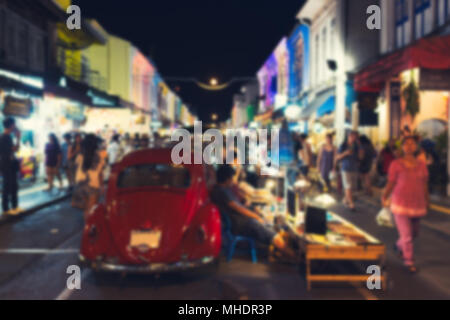 Abstract blur Hintergrund von Menschen um und Essen essen im Street Food Markt Stockfoto