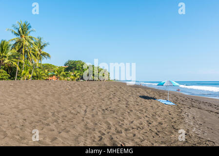 Playa Hermosa de Costa Rica - Pazifikküste Stockfoto