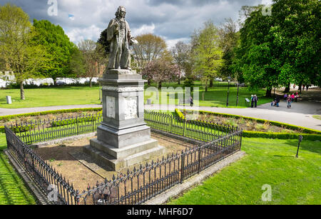 Statue von Isaac Watts in Watt Park auch als West Park in Southampton, Hampshire, UK Stockfoto