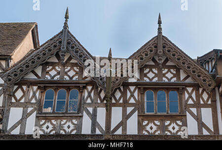 Obergeschoss eines Schwarzen und Weißen Fachwerkhaus Ludow Shropshire UK. April 2018 Stockfoto