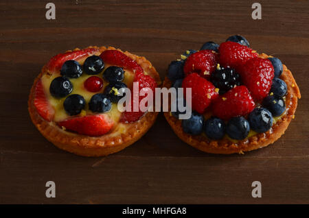 Frische rote Frucht Kuchen im Restaurant Stockfoto