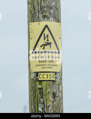 Strom Warnschild Stockfoto