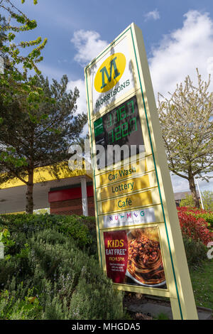 Morrisons Supermarkt in Stockton, Heide, in der Nähe von Warrington, Cheshire, England, Großbritannien am 30. April 2018 Stockfoto