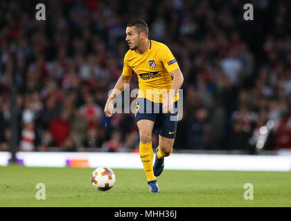 Emirates Stadium, London, UK. 26 Apr, 2018. UEFA Europa League Fußball, Halbfinale, 1 Bein, Arsenal gegen Atletico Madrid; Koke von Atletico Madrid am Ball Quelle: Aktion plus Sport/Alamy leben Nachrichten Stockfoto