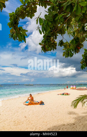 Alona Beach Bohol Philippinen April 20, 2018 Alona Beach Stockfoto
