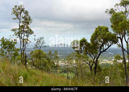 Blick von Townsville aus der Mount Stuart Wanderwege, Townsville, Queensland, Australien Stockfoto