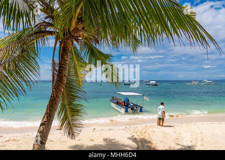 Alona Beach Bohol Philippinen April 20, 2018 Alona Beach Stockfoto