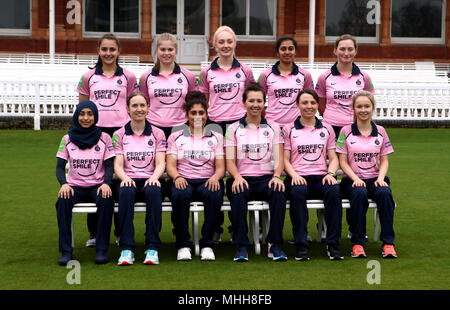 Middlesex für Frauen (zurück nach rechts) Gayatri Gole, Emily Thorpe, Katie Wolfe, Bhavika Gajipra, Rebecca Tyson links, (vorne von links nach rechts) Iqraa Hussain, Beth Morgan, Naomi Dattani, Natasha Meilen, Katharina Dalton und Emma Albery Stockfoto