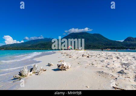 Weiße Insel Camiguin Philippinen April 23, 2018 der schönen Kulisse der Weißen Insel Stockfoto