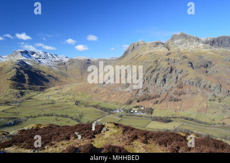 Great Langdale, Lake District. Langdale Pikes und Bowefell Stockfoto