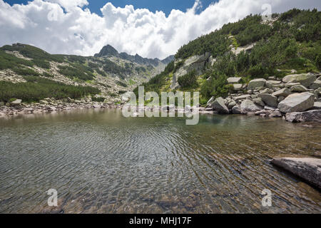 Landschaft des Oberen Muratovo See, Pirin-gebirge, Bulgarien Stockfoto