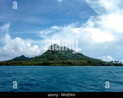 Tropischen Inseln von Truk Lagoon im Südpazifik Stockfoto