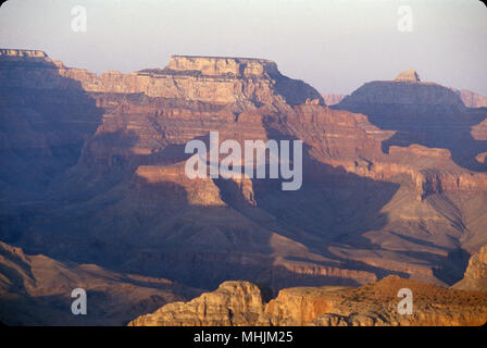 Sonnenuntergang Highlights der Funktionen des Grand Canyon aus Pima Point gesehen. Stockfoto