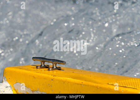 Schiff im Pazifik Stockfoto