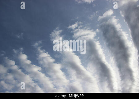 Ein erstaunliches Bild cloud-Muster auf frühling himmel Stockfoto