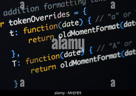 Echten Java Script Code entwickeln. Programmierung Workflow abstrakter Algorithmus Konzept. Nahaufnahme von Java Script und HTML-Code. Stockfoto
