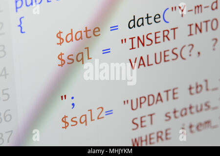 Echte PHP-Code entwickeln. Programmierung Workflow abstrakter Algorithmus Konzept. Zeilen PHP Code sichtbar. Stockfoto