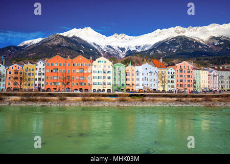 INNSBRUCK, Österreich - 11. März 2017 - Stadt-Landschaft im Stadtzentrum von Innsbruck. Es ist die Hauptstadt von Tirol in Westösterreich, Europa. Stockfoto